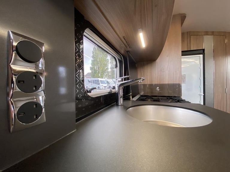 2019 SWIFT ELEGANCE 480 TOURING CARAVAN