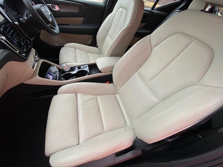 2022 Volvo XC40 1.5h T5 Twin Engine Recharge 10.7kWh Inscription Pro Auto Euro 6 (s/s) 5dr ESTATE...