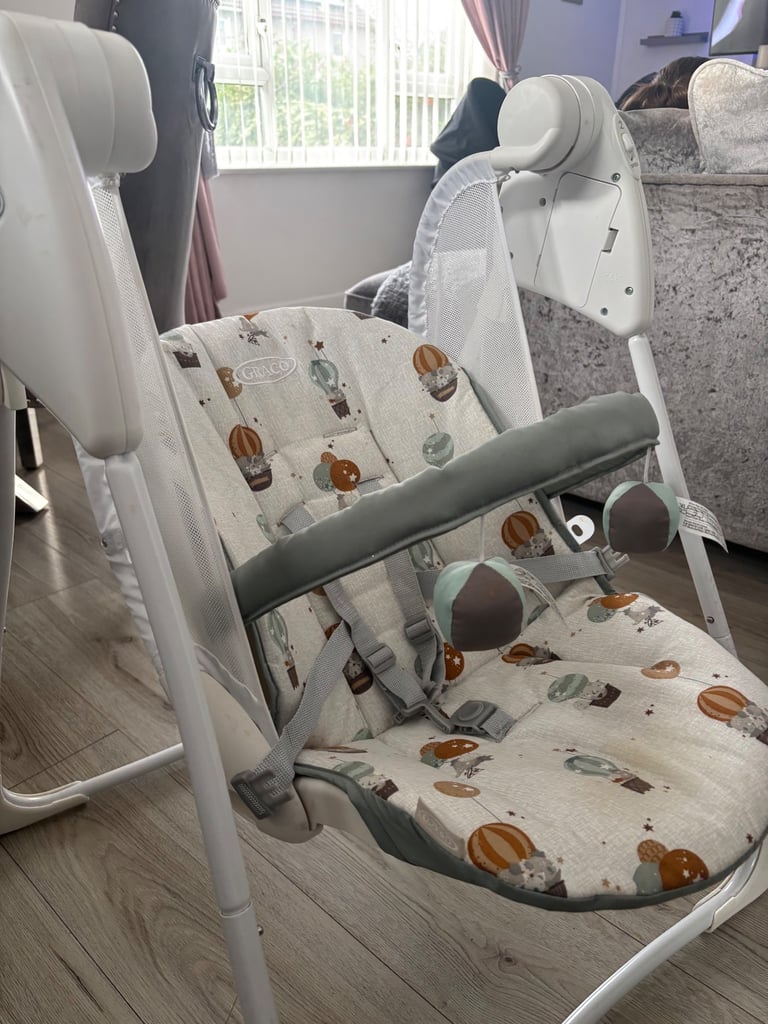 Free battery operated baby swing (no batteries) 