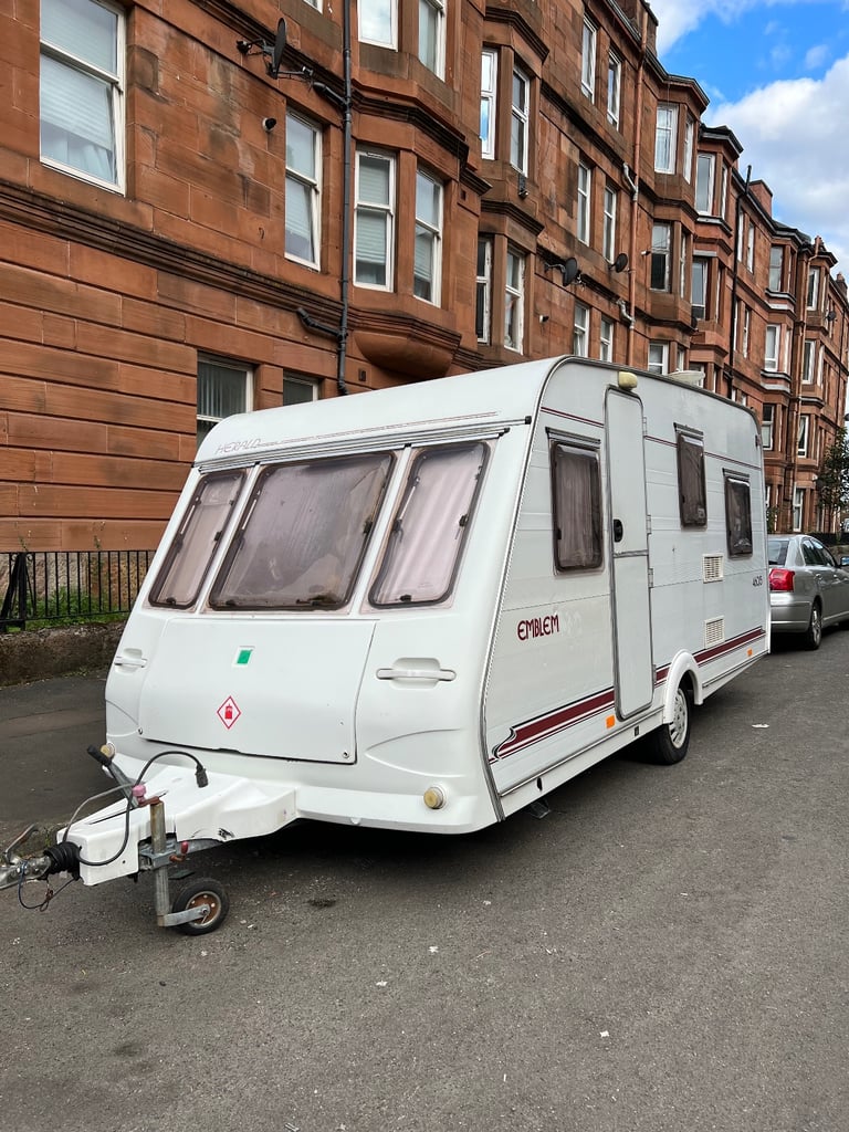 Caravan elddis 