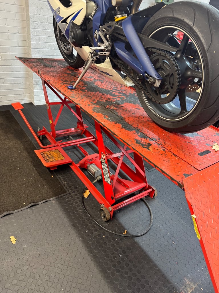 Motorcycle motorbike ramp lift 