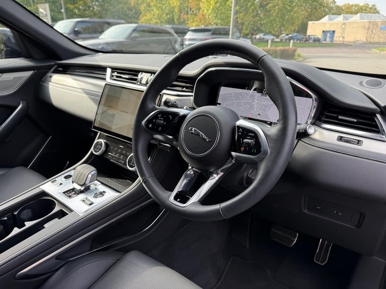 2024 Jaguar F-Pace 2.0 P250i R-Dynamic SE Black SUV 5dr Petrol Auto AWD Euro 6 (s/s) (250 ps) EST...