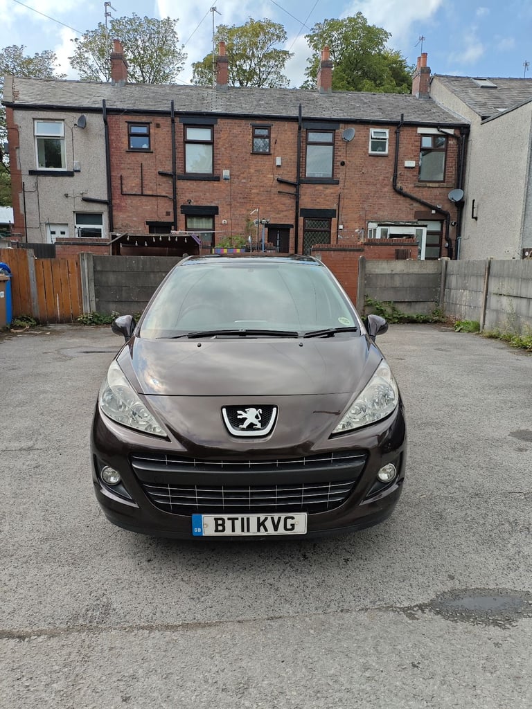2011 Peugeot 207 *huge spec!!*