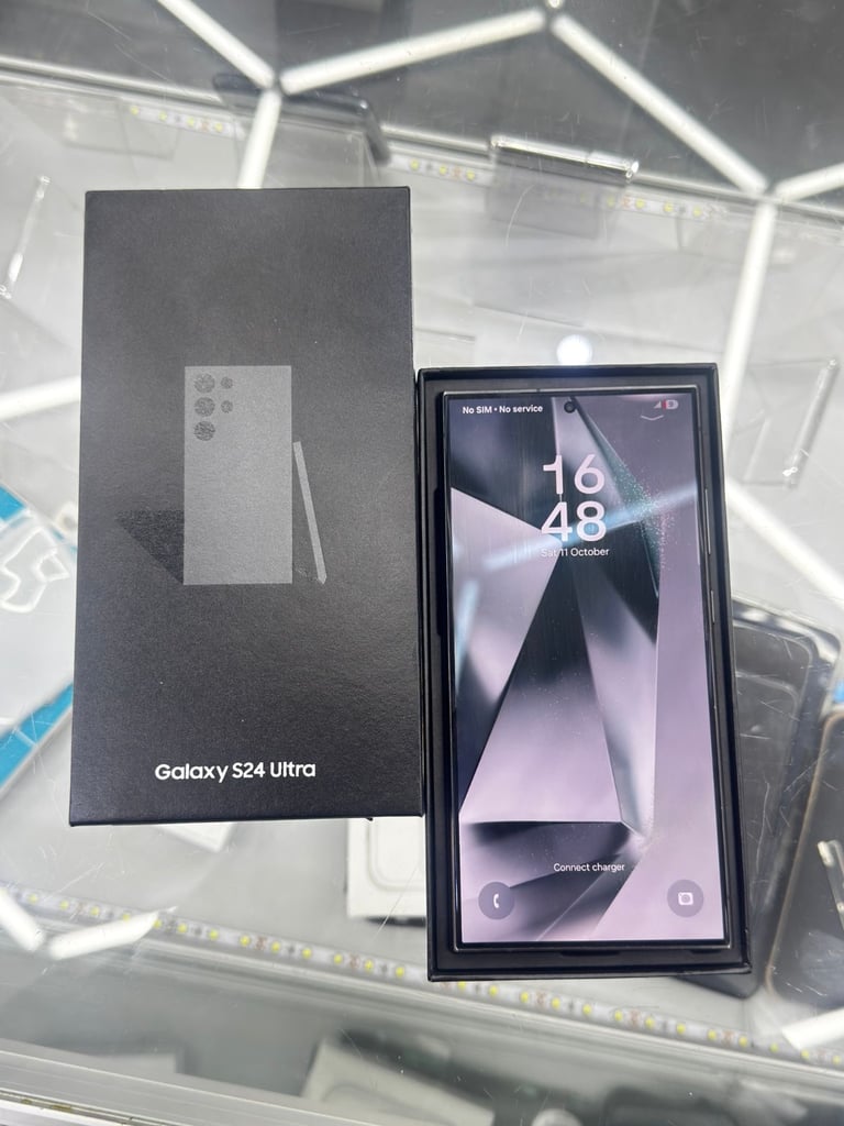 Samsung S24 Ultra 256GB Unlocked with Warranty
