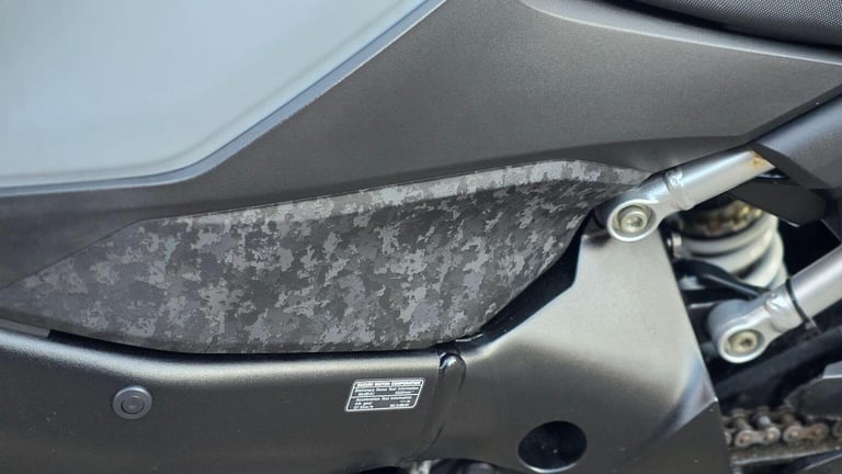 SUZUKI GSX-S1000 1000 Euro 5 2023