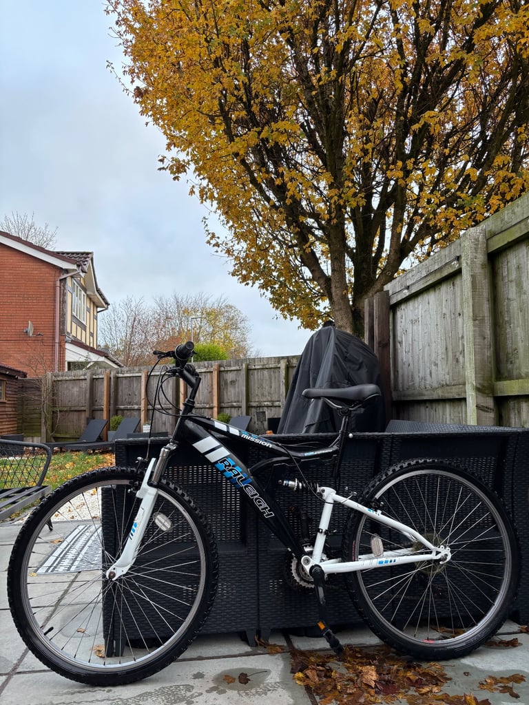 Men’s RALEIGH Dual Suspension Mountain Bike (Great Condition)