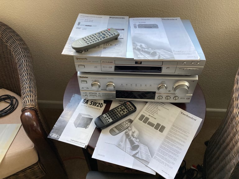 TECHNICS DOLBY 5:2 Channel SURROUND SOUND SYSTEM WITH DVD PLAYER