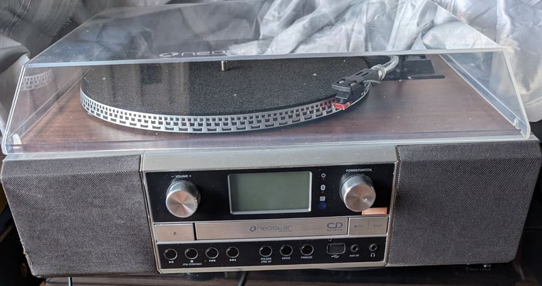 image for Neostar CD Recorder Music System with Quick Start Manual