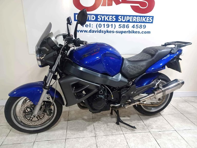 Honda CB1100 X11 RETRO MUSCLE 03-REG (PRIVATE PLATE) WITH EXTRAS £3899