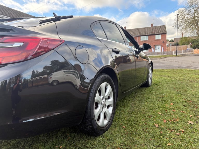 Vauxhall, INSIGNIA, Hatchback, 2015, Manual, 1956 (cc), 5 doors