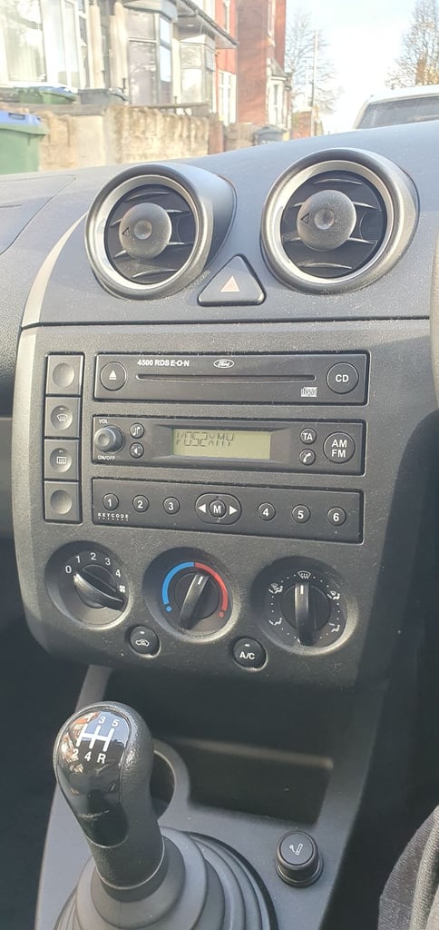 Ford, FIESTA, Hatchback, 2002, Manual, 1297 (cc), 5 doors