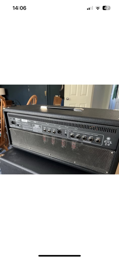 Ampeg V4B Bass Amp And SVT-212AV Cab Bundle