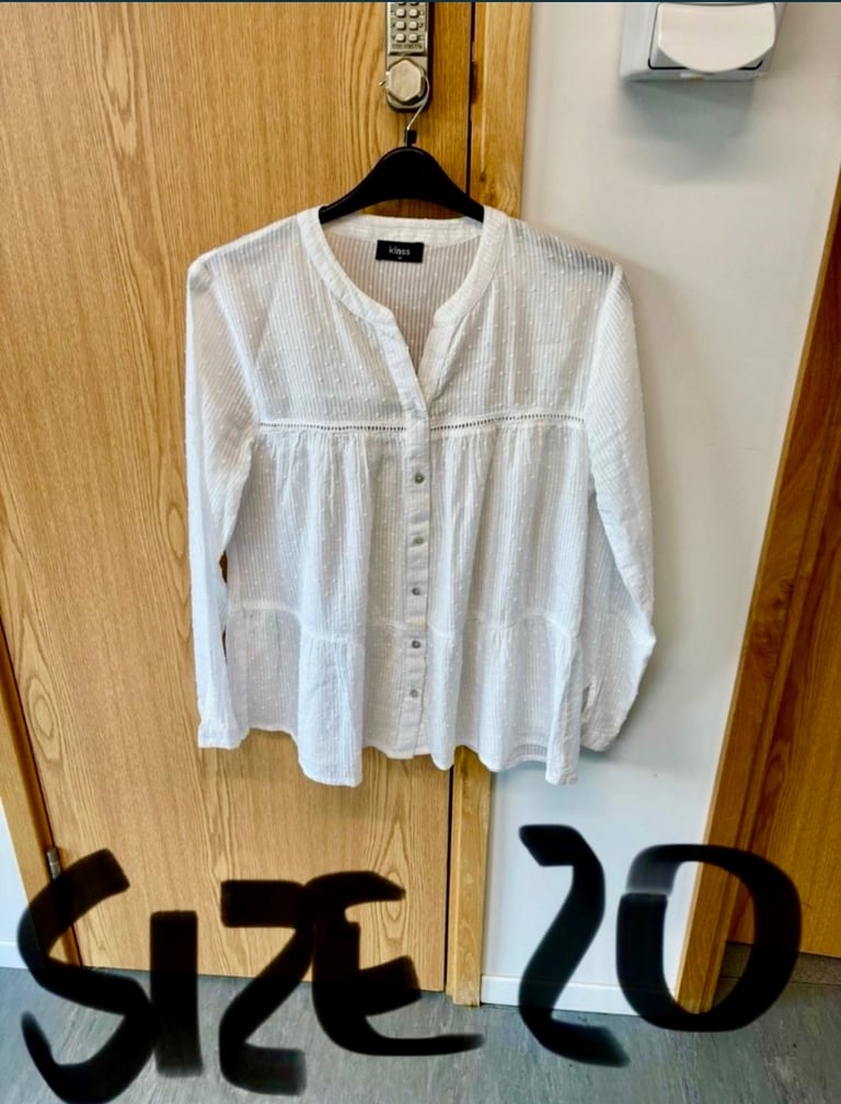 Ladies Clothing size 20/XL