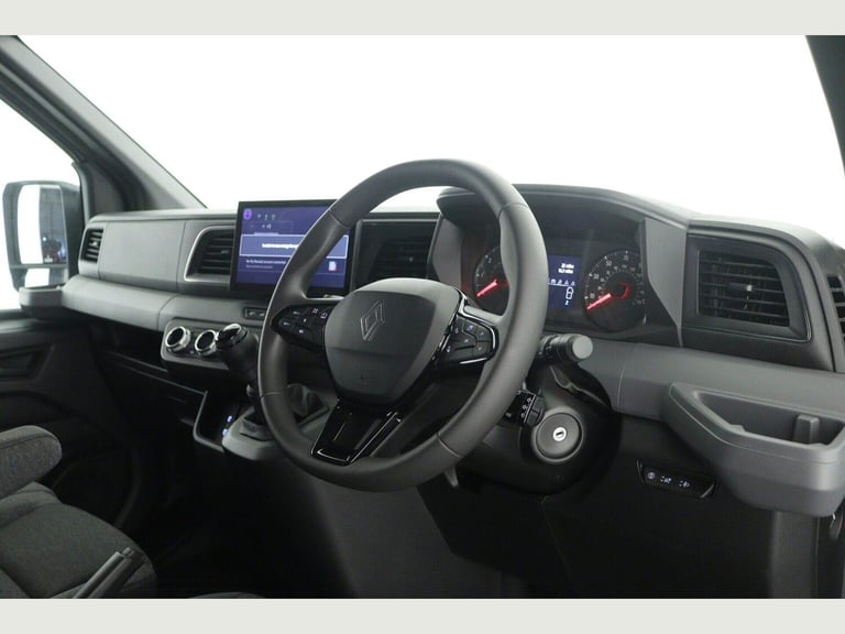 2025 Renault Master MM35 Blue dCi 130 Advance Medium Roof Van PANEL VAN DIESEL Manual