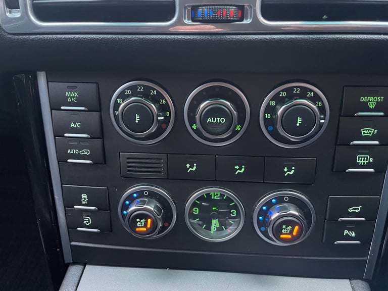 2012 Land Rover Range Rover 4.4 TDV8 Vogue SE 4dr Auto SPARE KEY SERVICE HISTORY  ESTATE Diesel A...