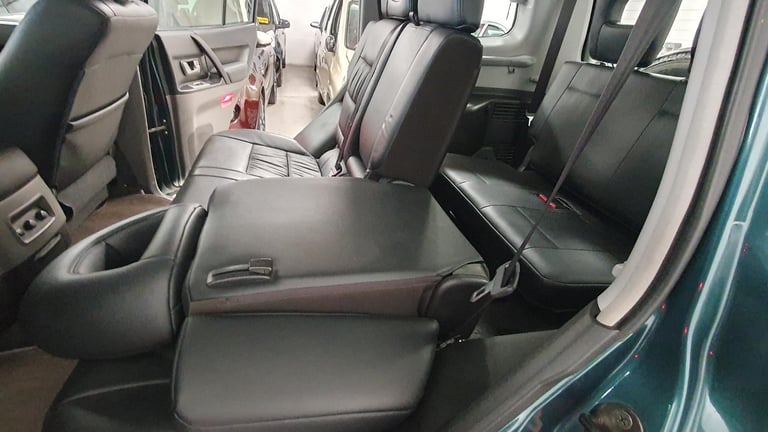 MITSUBISHI SHOGUN 3.2DI-D AUTO ELEGANCE *27,000 MILES* 7 SEATER* WOW 27K