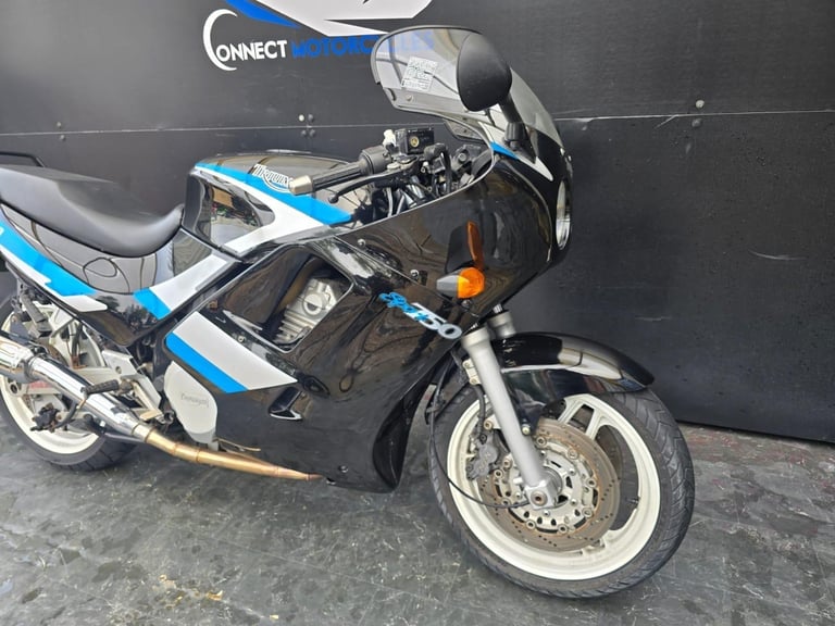 TRIUMPH DAYTONA 750 PROJECT BIKE HPI CLEAR