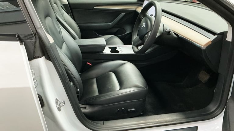 2021 Tesla Model 3 Long Range AWD 4dr Auto SALOON ELECTRIC Automatic