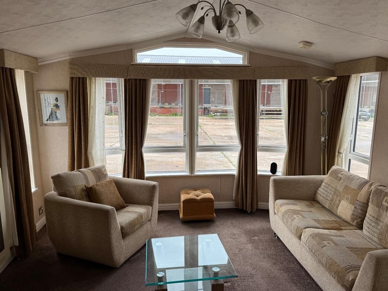 LUXURY 2 BED CARAVAN FOR SALE OFF SITE 41FT X 12.5FT DOUBLE GLAZED & HEATED