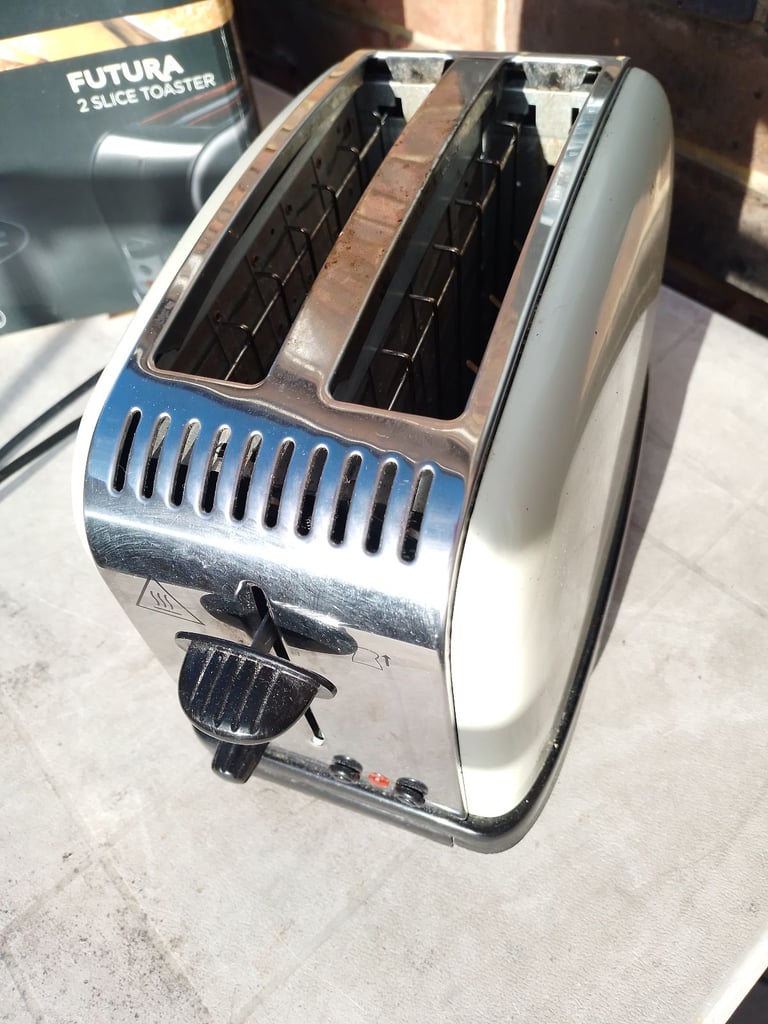 any toaster £10 each