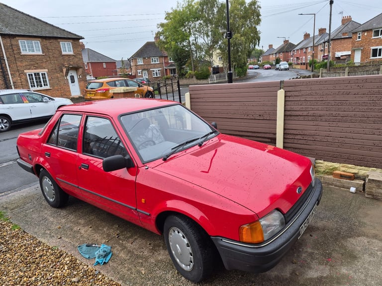 Ford, ORION, Saloon, 1987, Manual, 1608 (cc), 4 doors