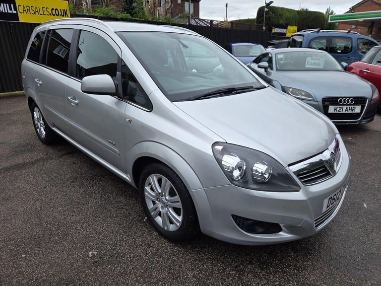 image for 2012 Vauxhall Zafira 1.7 CDTi ecoFLEX Design Euro 5 5dr (SNav) MPV Diesel Manual