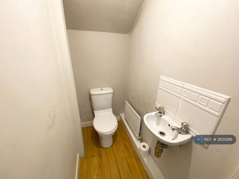 3 bedroom house in Carbis Avenue, Grimsargh, Preston, PR2 (3 bed) (#2631286)