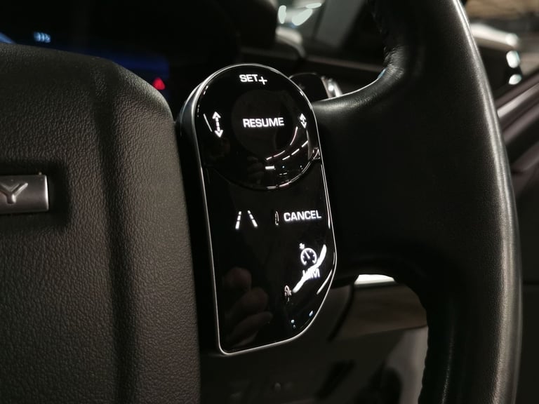 2019 Land Rover Discovery 3.0 SD V6 HSE SUV 5dr Diesel Auto 4WD Euro 6 (s/s) (306 ps) - AUTO PARK...