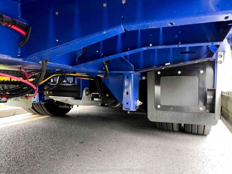 KASSBOHRER 3 AXLE EXTENDABLE LOW LOADER 52,800KG 