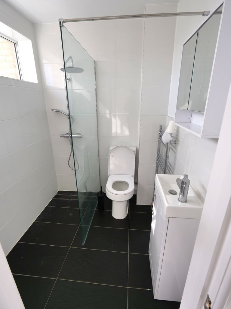 4 bedroom townhouse with garage in Bar Hill near Cambridge  