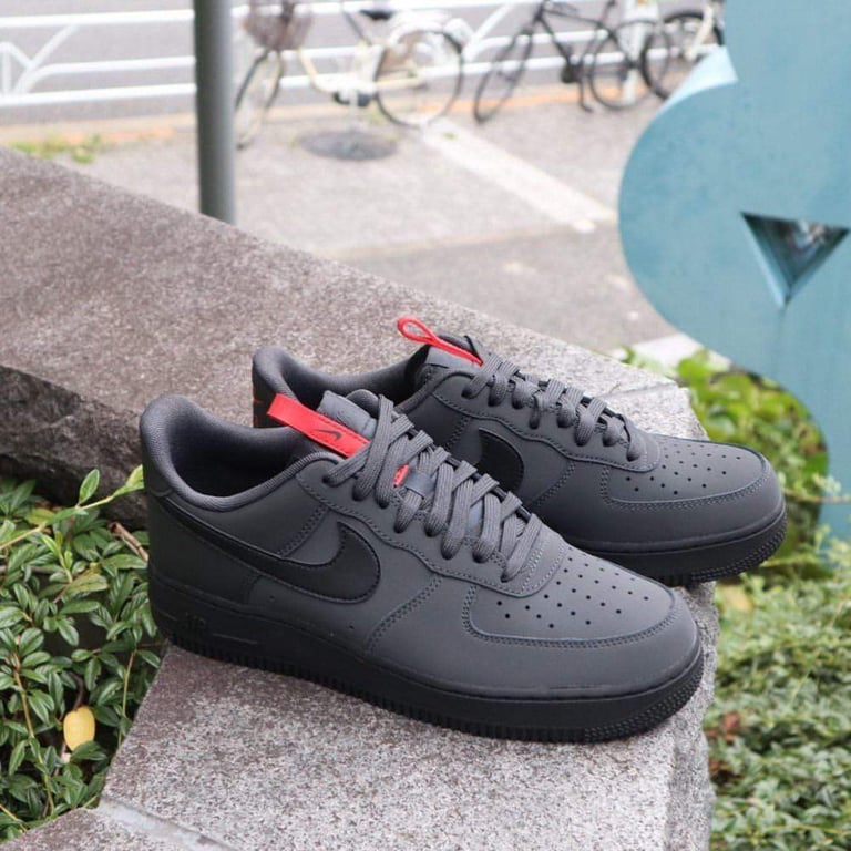 Nike Air Force 1 Anthracite (Red Tab) Size 8 | in Aberdeen | Gumtree