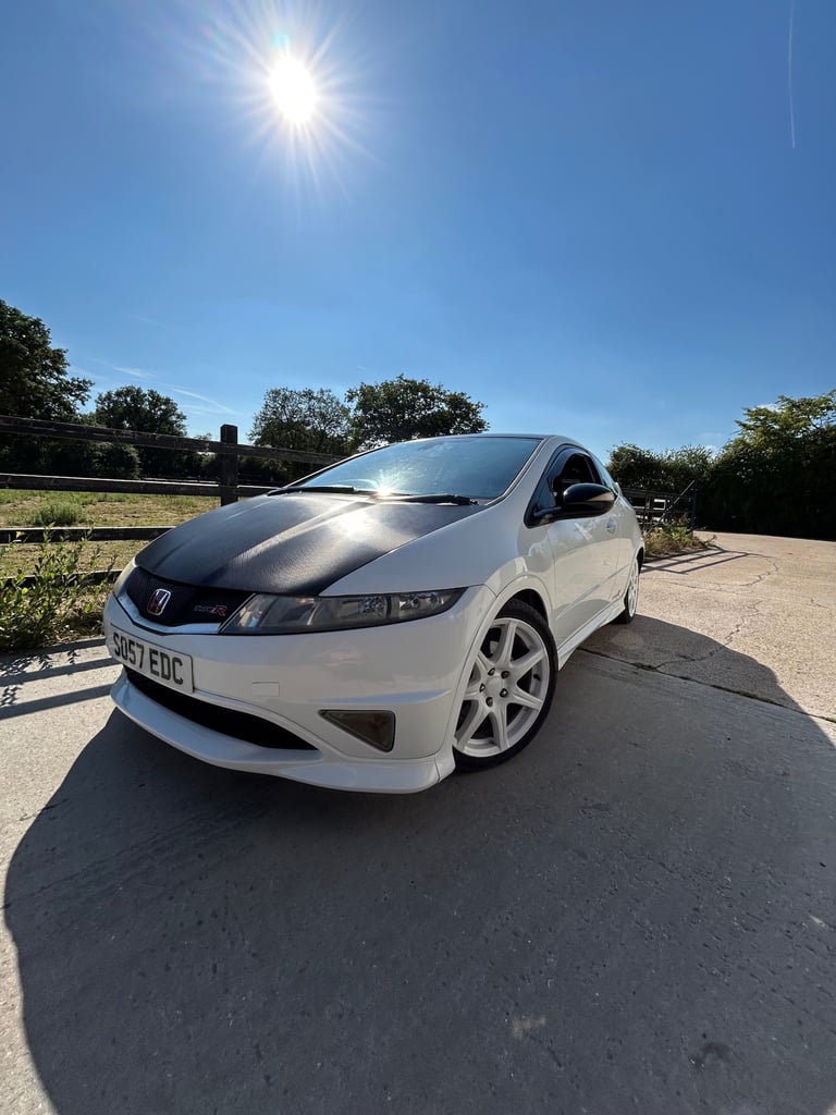 HONDA CIVIC 2.0 TYPE R GT CHAMPIONSHIP WHITE 