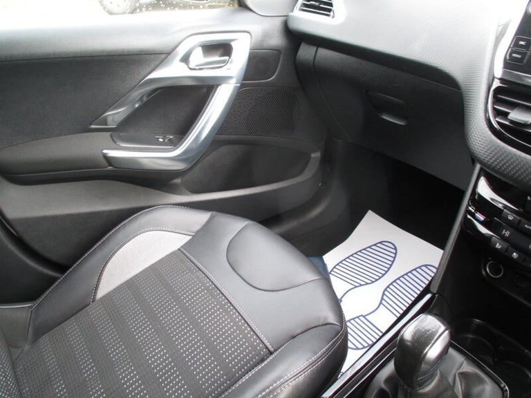 Peugeot 2008 BLUE HDI ALLURE