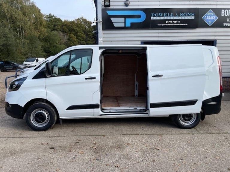 2022 Ford Transit Custom 300 EcoBlue Leader Panel Van Diesel Manual