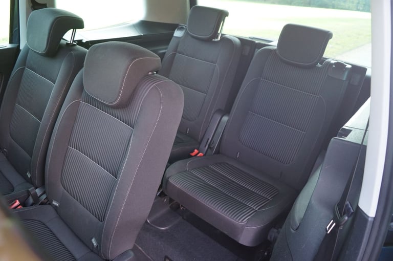 2011 Seat Alhambra 2.0TDI 6-Speed 12-MOT 7-Seats Full Service SatNav 18" Panorama Towbar MPV