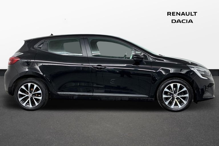 2021 Renault Clio 1.0 TCe Iconic Hatchback 5dr Petrol Manual Euro 6 (s/s) (90 ps) HATCHBACK Petro...