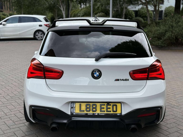 BMW, 1 SERIES, Hatchback, 2017, Semi-Auto, 2998 (cc), 5 doors
