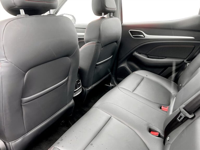  MG MG ZS Trophy SUV Electric Automatic