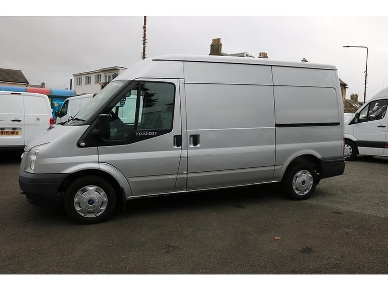 2013 FORD TRANSIT TREND EXCELLENT CONDITION *NO VAT* YEARS MOT vivaro