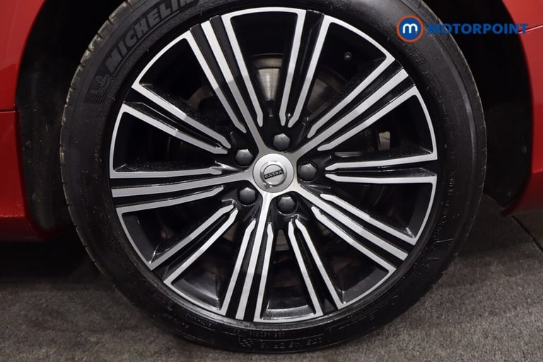 2021 Volvo V60 2.0 T6 Recharge PHEV Inscription 5dr AWD Auto ESTATE PETROL/ELECTRIC Automatic