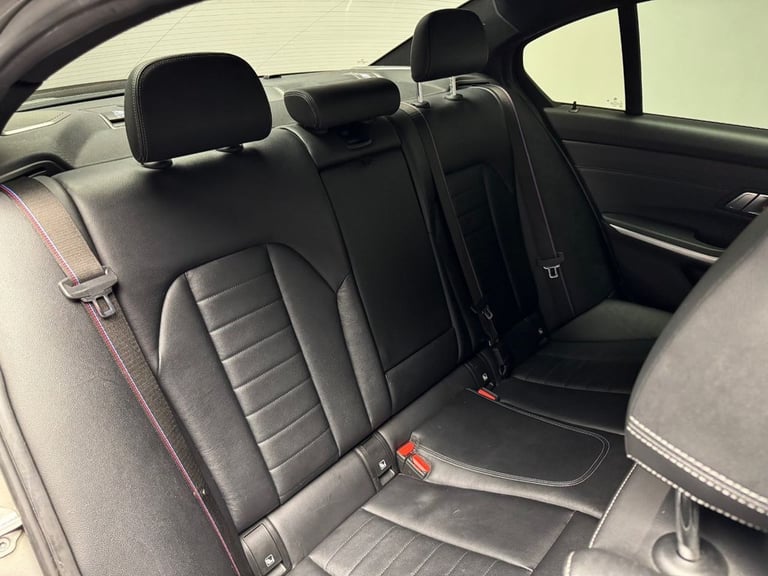 2019 BMW 3 Series 3.0 M340i Saloon 4dr Petrol Auto xDrive Euro 6 (s/s) (374 ps) Saloon Petrol Aut...