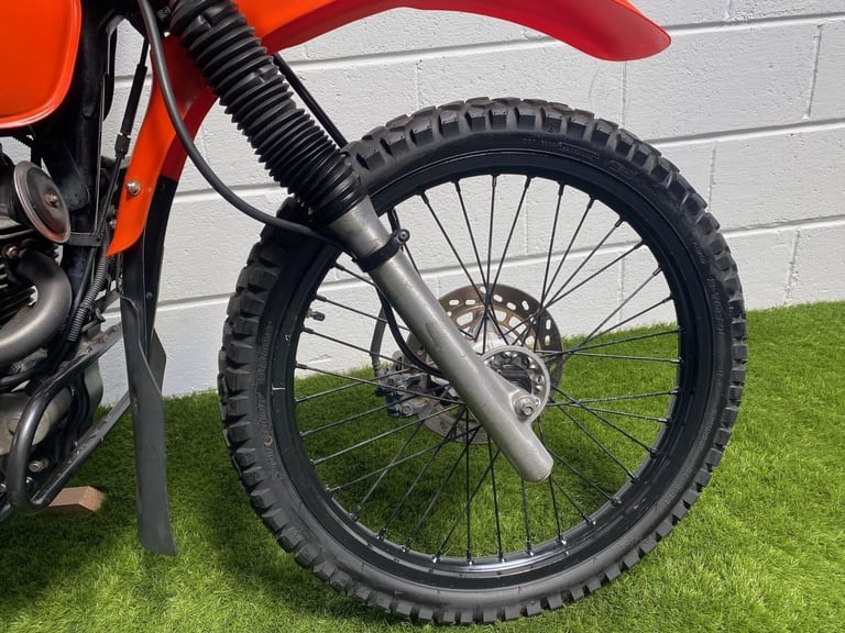 1998 JDM Suzuki DF200E enduro with large rack and headlight guard