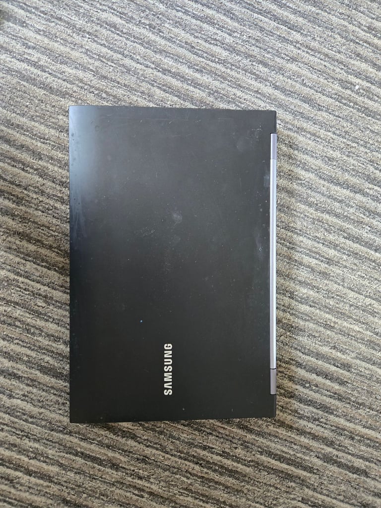 SAMSUNG 200B Laptop 15 inch, intel core i3 M370, 4GB RAM, 120GB SSD, Win 10 pro, sorry no offers