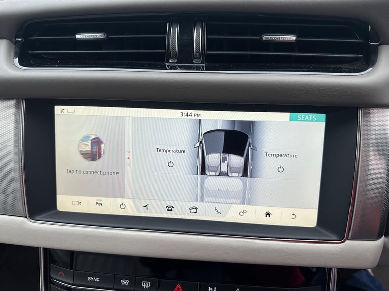2018 Jaguar XF 2.0i Portfolio Sportbrake Auto Euro 6 (s/s) 5dr ESTATE Petrol Automatic