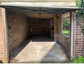 Large Private Garage for rent - 3 mins walk to Gunnersbury Tube/Overground