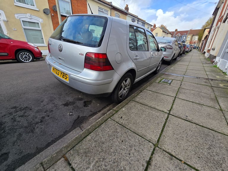 Volkswagen, GOLF, Hatchback, 2003, Manual, 1896 (cc), 5 doors