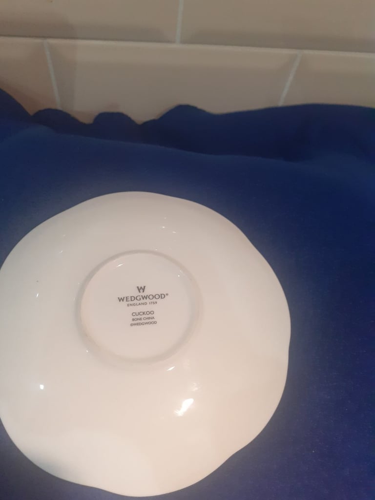 Beautiful Wedgwood China Cuckoo Cup & Saucer, Pink, Gold, Floral, Besutiful, Hallmarj, Unused
