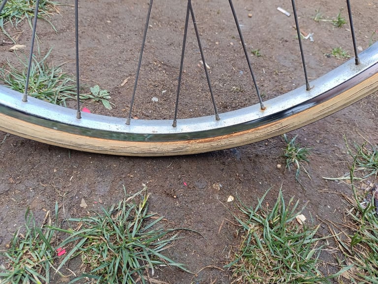 Raleigh ladies bicycle 