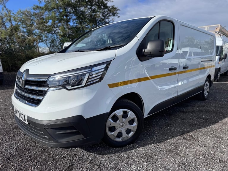 2023 73 Renault Trafic LL30 LWB Advance Van. Aircon. Appleplay. Rear Cam. NAV.
