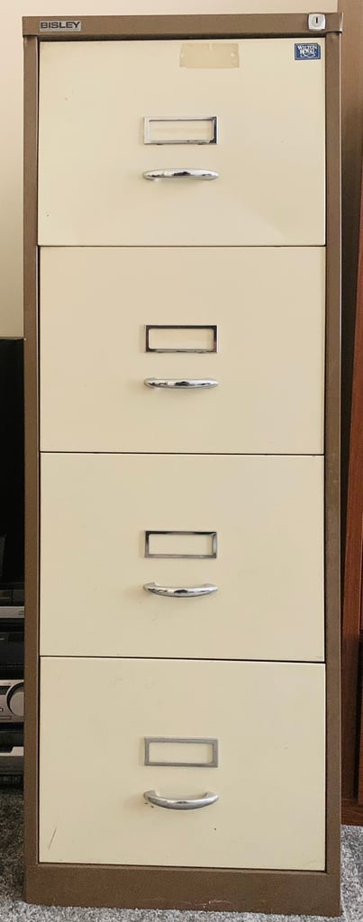 Bisley 4 drawer metal filing cabinet 
